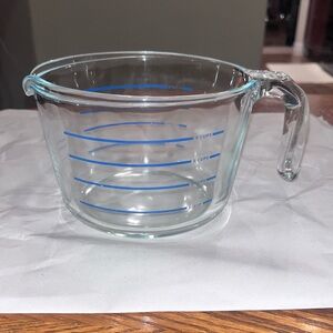 Pyrex Corning Measuring 4 Cup Blue M-320 Open Handle Batter Bowl Vintage USA